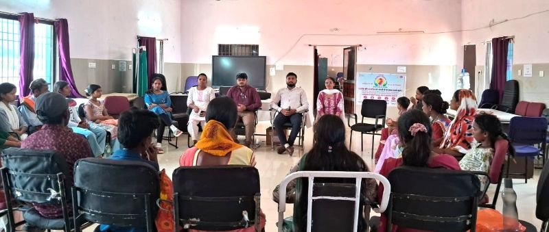 दुलदुला में सिकल सेल पीड़ितों को मिली नई उम्मीद: पीयर सपोर्ट मीटिंग में चिकित्सकों ने दी महत्वपूर्ण स्वास्थ्य सलाह, योग सत्र के जरिए बेहतर जीवन जीने का संदेश