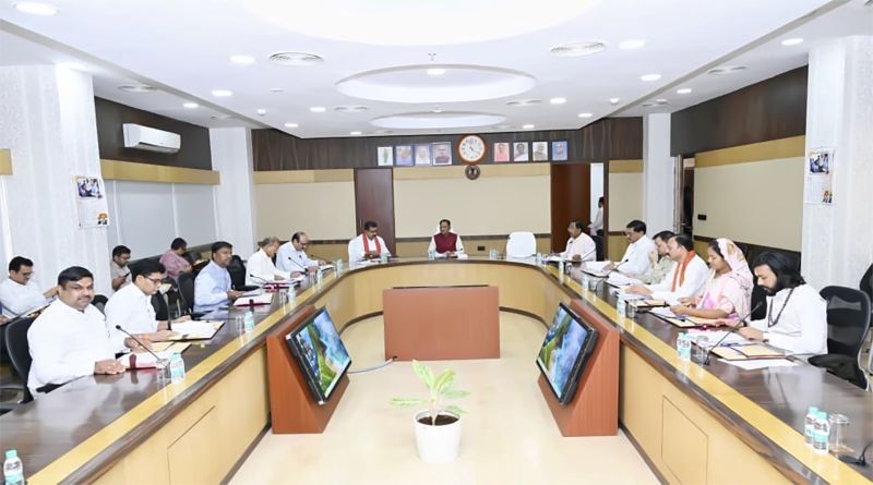 छत्तीसगढ़ कैबिनेट के ऐतिहासिक फैसले: किसानों को वैकल्पिक फसलों पर ₹15 हजार प्रति एकड़ प्रोत्साहन, पावर ट्रांसमिशन कंपनी के IPO को मंजूरी और 240 ई-बसों से बदलेगी शहरी परिवहन की तस्वीर