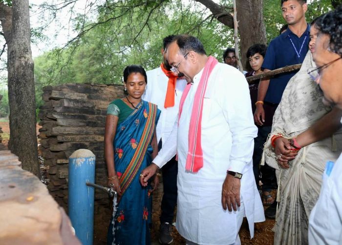 विशेष लेख : सहूलियत, सम्मान और सेहत… हर घर नल से बदली जिंदगी