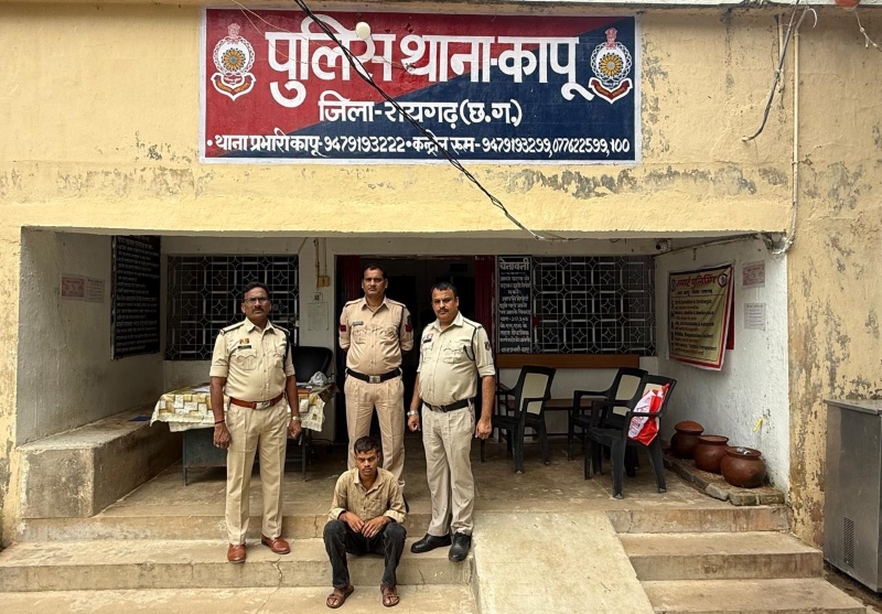 अभियान संवेदना की बड़ी सफलता : जशपुर से सकुशल बरामद हुई 17 वर्षीय बालिका, शादी का झांसा देकर नाबालिग को भगाने वाला युवक चढ़ा पुलिस के हत्थे, पॉक्सो एक्ट में कार्रवाई, आरोपी गिरफ्तार, भेजा गया न्यायिक रिमांड पर.