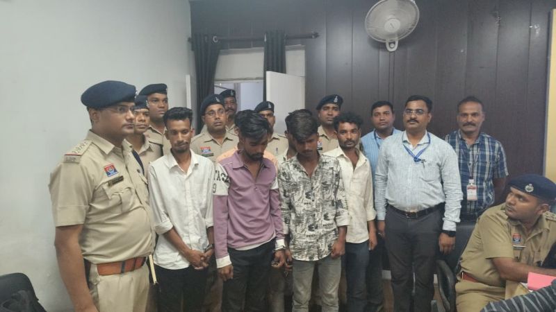 सुबह की सैर और घर के बाहर खड़ी महिलाओं पर था निशाना, चैन स्नैचिंग गैंग का पर्दाफाश; उड़ीसा कनेक्शन आया सामने