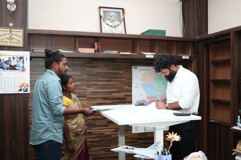 जनदर्शन में जनता की गूंज, कलेक्टर रोहित व्यास ने 55 आवेदनों पर दिए त्वरित और सख्त कार्रवाई के निर्देश