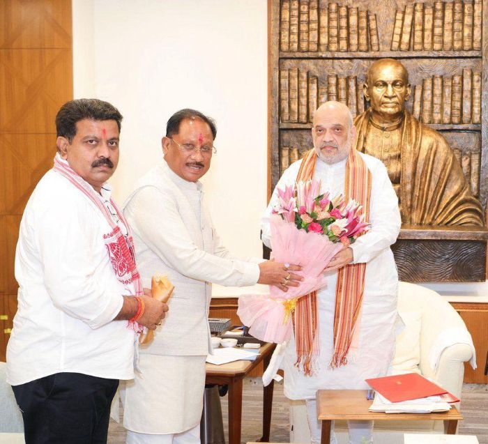 बदलता बस्तर, बढ़ता भरोसा: विकास कार्यों की प्रगति पर मुख्यमंत्री साय ने अमित शाह को दी विस्तृत जानकारी