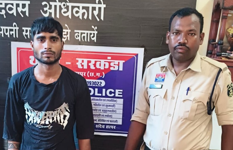 आधी रात मामूली विवाद ने लिया हिंसक मोड़, चाकू-डंडों से जानलेवा हमला; फरार आरोपी ‘नाचू’ आखिरकार पुलिस के शिकंजे में