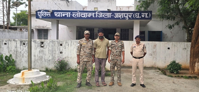 अकेला देख घर में घुसकर महिला से कथित अश्लील हरकत ! चीख-पुकार मचते ही भागा आरोपी ढाबा संचालक, पुलिस ने गिरफ्तारी के बाद न्यायिक रिमांड पर भेजा जेल !