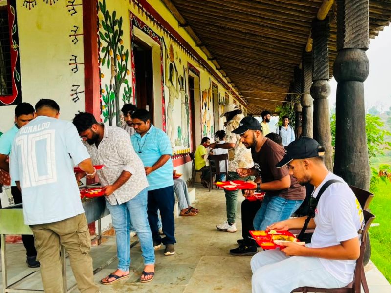 सोशल मीडिया पर छाएगा छत्तीसगढ़! इन्फ्लुएंसर्स के कैमरे से दुनिया तक पहुंचेगी मैनपाट, सतरेंगा और रामगढ़ की अद्भुत पहचान