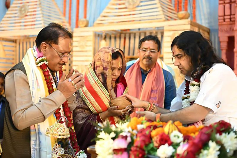 श्रीमद्भागवत कथा से संस्कार, संस्कृति और आध्यात्मिक चेतना का हो रहा नवजागरण, मुख्यमंत्री विष्णु देव साय ने कहा— यही हमारी सबसे बड़ी सांस्कृतिक धरोहर