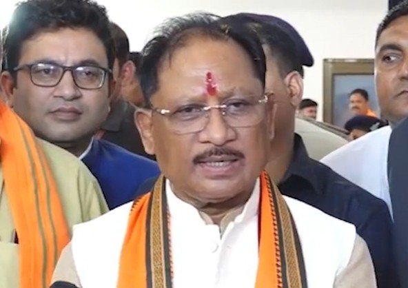 ‘पद नहीं, सिद्धांत सबसे बड़े’—मुख्यमंत्री विष्णुदेव साय का कांग्रेस पर करारा प्रहार, बोले- युवाओं का भविष्य बिगाड़ने वालों को जनता ने नकारा