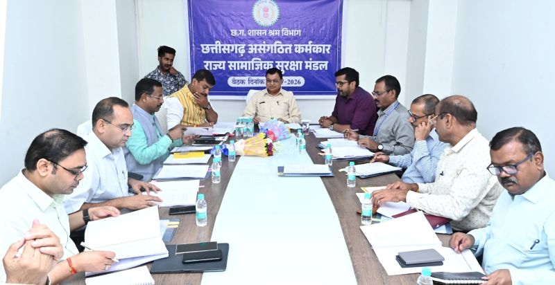 छत्तीसगढ़ में श्रमिक कल्याण को नई उड़ान, ई-रिक्शा सहायता दोगुनी, मेधावी बच्चों, गिग वर्कर्स और असंगठित श्रमिकों के लिए विशेष योजनाओं की तैयारी