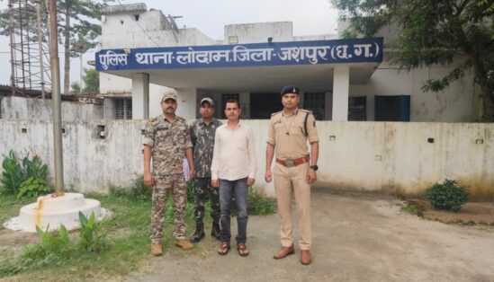 पुलिस का एक्शन निरंतर जारी : गौ तस्करों में मचा हड़कंप ! ऑपरेशन शंखनाद के तहत फरार वाहन मालिक गिरफ्तार, अब तक 852 गौवंश बचाए, 66 तस्कर सलाखों के पीछे, फरार आरोपियों की तलाश तेज.