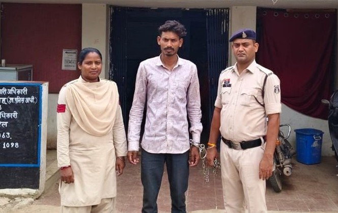 युवती से छेड़छाड़ और गाली-गलौज के बाद घर में मचाया बवाल! बचाने पहुंचे परिजनों पर डंडे से किया जानलेवा हमला, पुलिस ने आरोपी को दबोचकर भेजा जेल