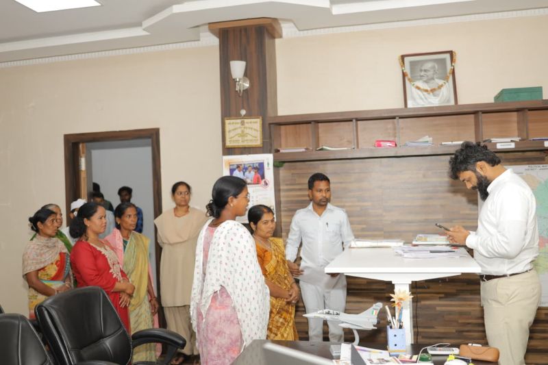 जशपुर जनदर्शन में गूंजीं जनता की समस्याएं! कलेक्टर रोहित व्यास बोले— हर आवेदन पर होगी जवाबदेह और समयबद्ध कार्रवाई, लापरवाही नहीं होगी बर्दाश्त