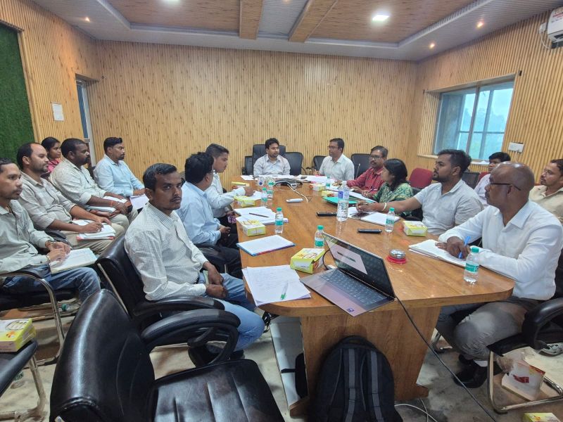 जशपुर के किसानों के लिए बड़ी पहल, नई फलदार प्रजातियों के रोपण की बनेगी कार्ययोजना; KCC और फसल बीमा पर भी जोर