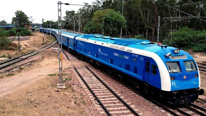स्वदेशी हाइड्रोजन ट्रेन ने रचा इतिहास, जींद–सोनीपत रूट पर 1,200 किमी की सफल दौड़, शून्य उत्सर्जन रेल परिवहन की ओर बड़ा कदम