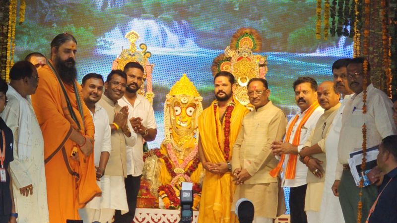भगवान जगन्नाथ की रथयात्रा में शामिल हुए मुख्यमंत्री विष्णुदेव साय, प्रदेशवासियों के सुख-समृद्धि की कामना; पुल निर्माण की सौगात और बिजली बिल समाधान योजना को मिली नई राहत