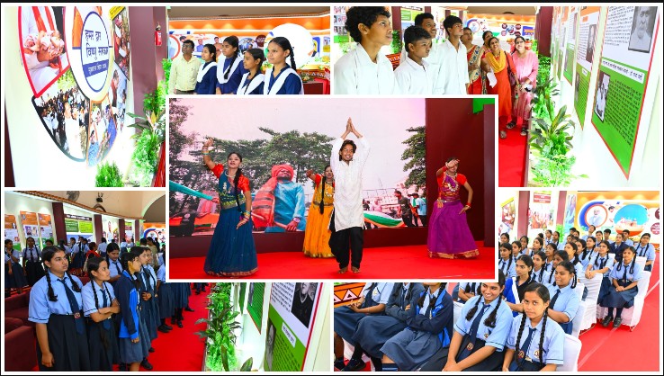 टाउन हॉल में इतिहास, विरासत और तकनीक का अद्भुत संगम! छायाचित्र प्रदर्शनी में उमड़ी विद्यार्थियों और नागरिकों की भीड़, AI से छत्तीसगढ़ के पर्यटन स्थलों का डिजिटल अनुभव, तस्वीरों में दिखी स्वतंत्रता संग्राम से विकास यात्रा तक की पूरी कहानी