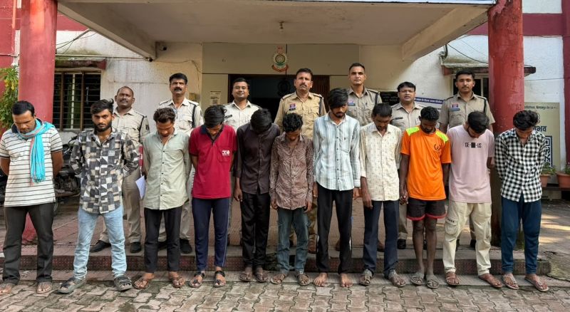 बिलासपुर में कानून व्यवस्था पर सख्ती, सिरगिट्टी थाना पुलिस ने विशेष अभियान चलाकर 11 आरोपियों को दबोचा