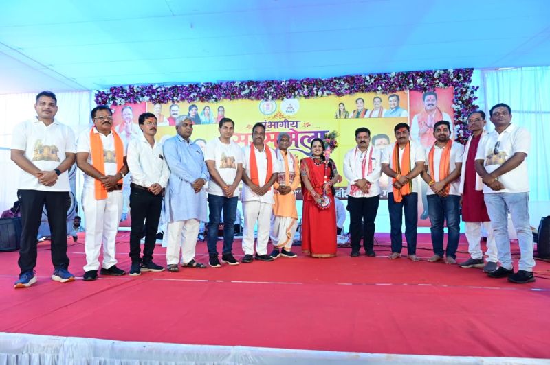 भोरमदेव में सजा ग्रामीण उद्यमिता का सबसे बड़ा बाजार!उपमुख्यमंत्री विजय शर्मा ने किया संभागीय सरस मेला का शुभारंभ, 50 से अधिक स्टॉलों पर महिला स्व-सहायता समूहों के स्वदेशी और जैविक उत्पादों की धूम
