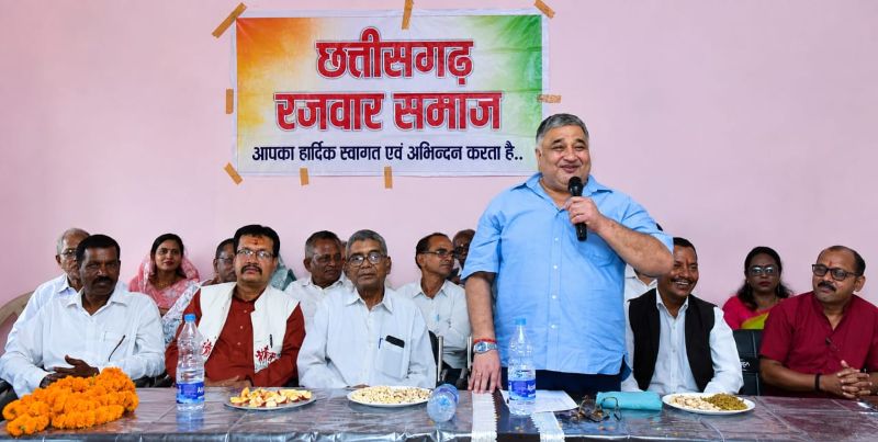 रजवार समाज सम्मेलन में मंत्री राजेश अग्रवाल का बड़ा बयान—एकजुट समाज ही लिखता है विकास की नई इबारत, युवाओं से नेतृत्व संभालने की अपील