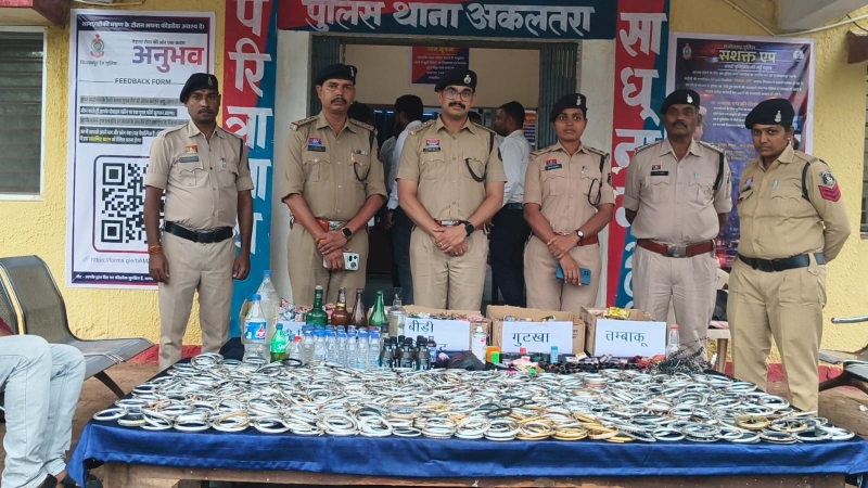1 लाख की भीड़, पुलिस का हाई अलर्ट! दल्हा पहाड़ मेले में 5500 स्टील कड़ों पर कार्रवाई, शराब की 150 पाव बोतलें जब्त—ड्रोन से संदिग्धों पर नजर