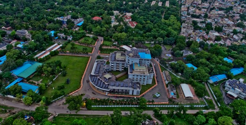 बिलासपुर रेल क्षेत्र में हरियाली का शानदार बदलाव! लाखों पौधों से बढ़ी हरित छटा, तालाबों के निर्माण से जल संरक्षण को मिला बड़ा संबल