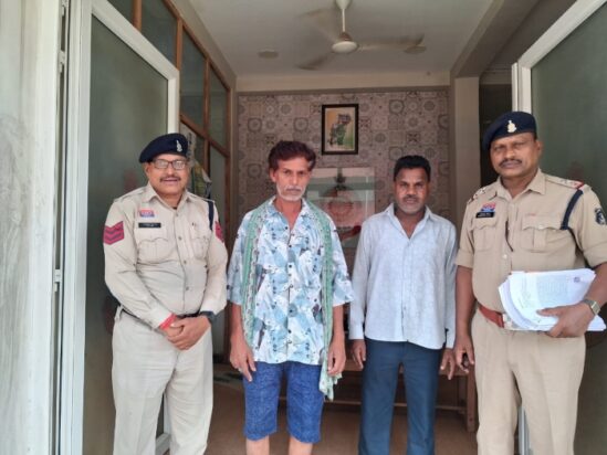 फर्जी पहचान से करोड़ों की जमीन बेचने का खेल बेनकाब! कुम्हली भूमि प्रकरण में लंबे समय से फरार 2 आरोपी पाटन पुलिस की घेराबंदी में गिरफ्तार
