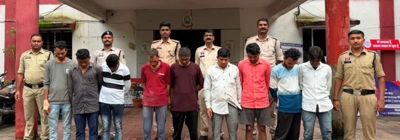 अशांति फैलाने वालों की अब खैर नहीं! सिरगिटटी पुलिस ने अड्डेबाजों और नशाखोरों पर कसा शिकंजा, 9 आरोपियों को हिरासत में लेकर कार्यपालिक मजिस्ट्रेट के सामने किया पेश