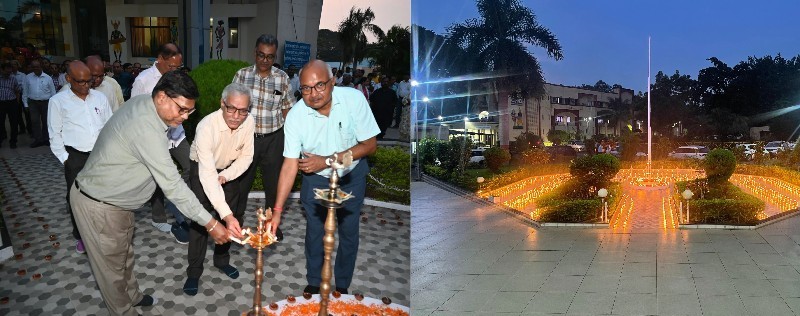 पॉवर कंपनी में रोशन हुआ सेवा संकल्प : 1100 दीयों से जगमगाया सेवा भवन, प्रबंध निदेशकों ने दीप जलाकर लिया जनसेवा और सुशासन का संकल्प, स्वच्छता, वृक्षारोपण, जल संरक्षण और जनसेवा से जुड़े विविध कार्यक्रम होंगे आयोजित.