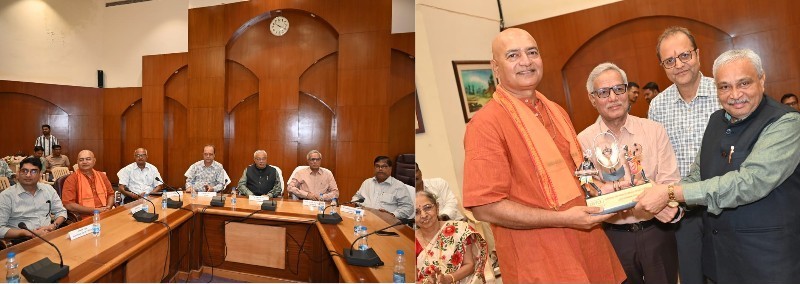 ‘स्वयं से साक्षात्कार’ में खुला मानव ऊर्जा का रहस्य ! भारतीय परंपरा और आधुनिक चिकित्सा विज्ञान के संगम से समझाया पंचकोश, षट्चक्र और आभामंडल का विज्ञान.