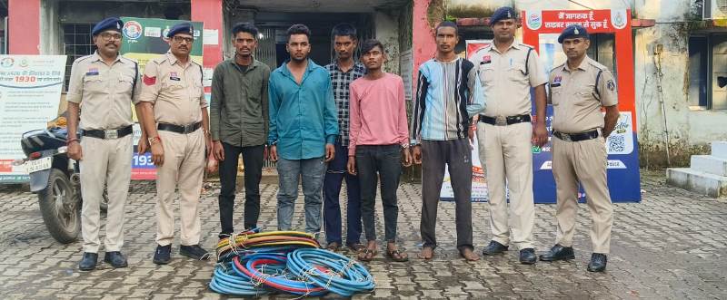 BSP में चोरी की बड़ी कोशिश का भंडाफोड़, कार में 100 किलो कॉपर केबल लोड कर रहे थे आरोपी—CISF ने पकड़ा, पुलिस ने 5 को भेजा जेल