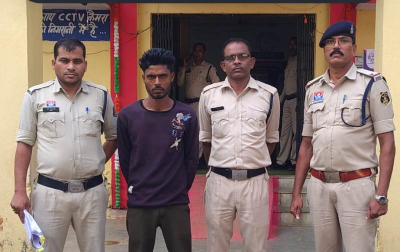 शादी का झांसा देकर नाबालिग को भगाने और अनाचार का आरोप, पामगढ़ पुलिस ने आरोपी को किया गिरफ्तार, POCSO समेत गंभीर धाराओं में कार्रवाई