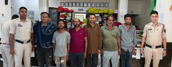 तीज-गणेश पर्व से पहले सरकंडा पुलिस का सख्त एक्शन! सार्वजनिक जगहों पर शराबखोरी का अड्डा चलाने वालों पर कार्रवाई, 4 पर आबकारी केस और 7 बदमाशों पर कसा शिकंजा