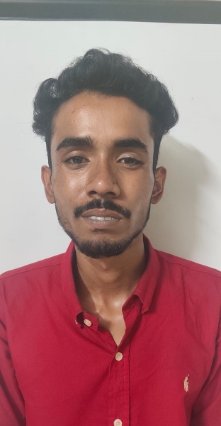 गुंडा बदमाश अंकुश यादव पर पुलिस का शिकंजा! सरेआम धारदार चाकू लहराकर फैला रहा था दहशत, दबिश देकर पकड़ा गया आरोपी, आर्म्स एक्ट में जेल