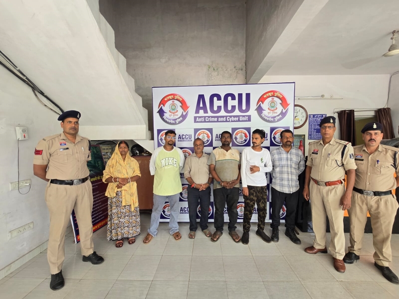 साइबर ठगी के ‘म्यूल बैंक खातों’ पर दुर्ग पुलिस का बड़ा प्रहार! कमीशन के लालच में खाते, ATM, पासबुक और सिम देने वाले 6 खाताधारक गिरफ्तार, लाखों के संदिग्ध लेनदेन का खुलासा