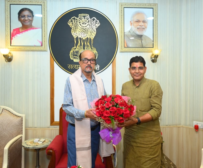 लोक भवन में राज्यपाल रमेन डेका से मिले मंत्री टंकराम वर्मा! सौजन्य भेंट के दौरान विभिन्न अहम विषयों पर हुई चर्चा
