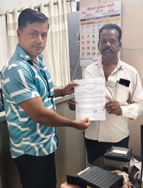 बेटी के भविष्य की राह में नहीं आया दफ्तरों का चक्कर, सेवा सेतु से घर बैठे मिला जाति प्रमाण पत्र; डिजिटल सुविधा बनी डमरूधर का बड़ा सहारा