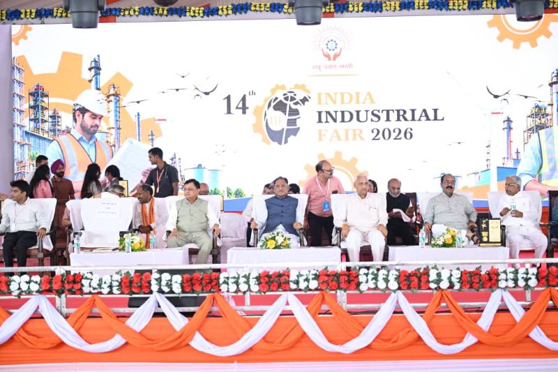 मुख्यमंत्री विष्णु देव साय का बड़ा विजन—सेमीकंडक्टर से ग्रीन एनर्जी तक छत्तीसगढ़ बनेगा भविष्य के उद्योगों का नया केंद्र, निवेशकों के लिए सरकार बनेगी ‘एक्सीलरेटर’
