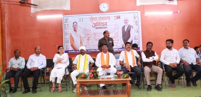 मेरे सपनों का भारत’ में बच्चों ने रंगों और शब्दों से सजाया विकसित भारत का सपना, वन मंत्री केदार कश्यप ने बढ़ाया उत्साह और युवाओं से राष्ट्र निर्माण में भागीदारी का किया आह्वान
