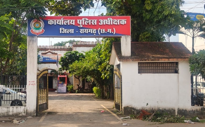 ढाबे में पुलिसकर्मियों के कथित मारपीट और अशोभनीय आचरण पर बड़ा एक्शन, शिकायत मिलते ही एसएसपी ने प्रधान आरक्षक को किया सस्पेंड; दूसरे आरक्षक को लाइन अटैच कर जांच शुरू