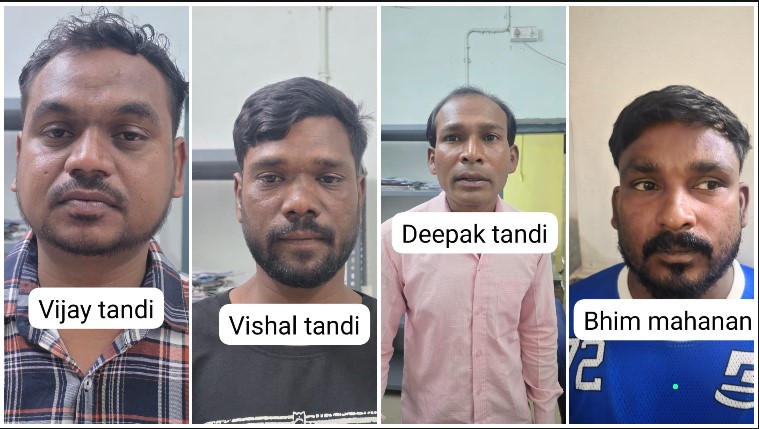 डीजे बंद कराने की समझाइश पड़ी भारी, पुलिसकर्मियों से विवाद के बाद धक्का-मुक्की और झूमाझटकी तक पहुंचा मामला; गणेश विसर्जन के दौरान शांति-व्यवस्था बिगाड़ने वाले 4 आरोपी दबोचे, BNS की गंभीर धाराओं में केस