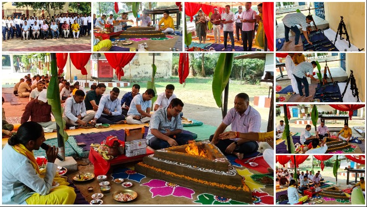 विजयादशमी पर सूरजपुर पुलिस की शौर्य और परंपरा की अनूठी झलक! SP योगेश कुमार पटेल ने किया शस्त्र पूजन, हर्ष फायर के साथ जवानों ने दोहराया कर्तव्य और जनसेवा का संकल्प