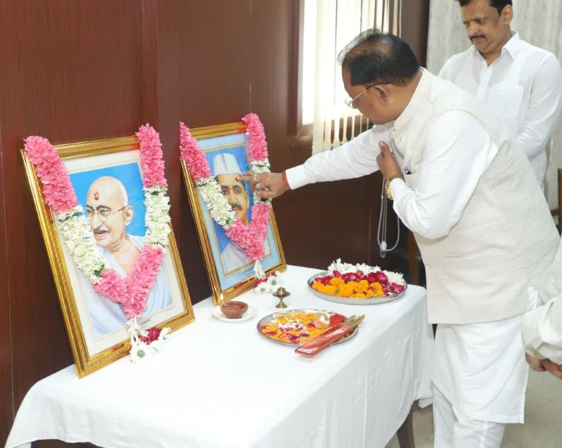 गांधी-शास्त्री जयंती पर मुख्यमंत्री विष्णु देव साय का नमन, बोले—सत्य, अहिंसा और सादगी के आदर्श राष्ट्रसेवा की राह दिखाते रहेंगे
