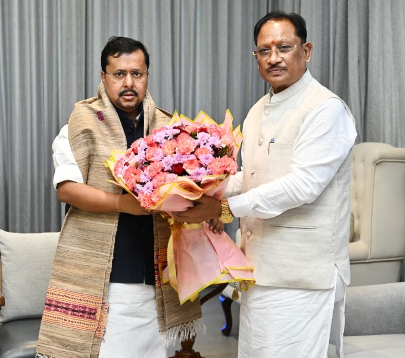 सीएम साय और BJP राष्ट्रीय अध्यक्ष नितिन नबीन की सौजन्य भेंट, छत्तीसगढ़ के विकास से लेकर संगठनात्मक विषयों पर हुआ विचार-विमर्श—जनकल्याणकारी योजनाओं की प्रगति, रोजगार और बस्तर के विकास प्रयासों पर हुई बातचीत