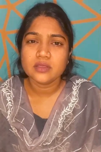 पति के आकस्मिक निधन के बाद बच्चों के भविष्य की जिम्मेदारी संभाल रहीं रोशनी को दिव्यांग सहायता योजना का संबल, ₹1 लाख की आर्थिक मदद से शिक्षा का खर्च संभालने और परिवार को आगे बढ़ाने का मिला सहारा