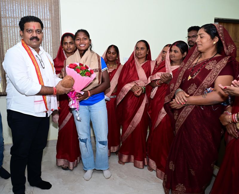 कवर्धा की बेटी गीता यादव का एशिया कप में परचम! उपमुख्यमंत्री विजय शर्मा ने दी बधाई, बोले—बढ़ाया देश-प्रदेश का मान