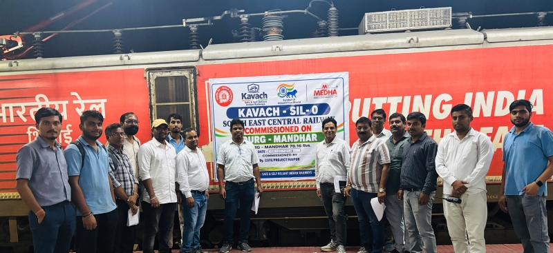 भारतीय रेल की रफ्तार को मिला ‘कवच’ का सुरक्षा कवच! दुर्ग से मांढर तक 70 रूट किलोमीटर पर स्टैंडर्ड कवच कमीशन—984 RFID टैग्स से मजबूत हुई ट्रेन सुरक्षा, टक्कर और रोल-अवे जैसी घटनाओं से बचाव में मदद