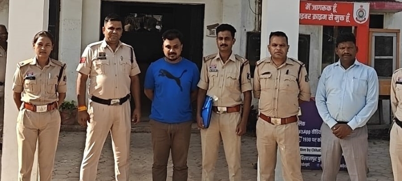 गर्भवती पत्नी से मारपीट के गंभीर मामले में हिर्री पुलिस का शिकंजा, हत्या की नीयत से हमला करने का आरोप—आशीष कौशिक गिरफ्तार, पूछताछ में अपराध स्वीकार करने का दावा