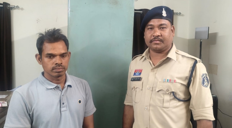 6 साल तक भरोसे की आड़ में रिटायर्ड शिक्षक के खाते से उड़ाए ₹47.05 लाख, GPF-ग्रेच्युटी की रकम भी नहीं छोड़ी—रकम अपने खातों में ट्रांसफर कर ऑनलाइन गेमिंग में उड़ाता रहा आरोपी, कोतरारोड़ पुलिस ने दबोचा