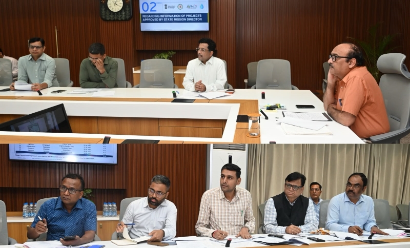 मिशन अमृत 2.0 के तहत छत्तीसगढ़ में विकास कार्यों को मिली रफ्तार, 81 परियोजनाएं स्वीकृत, 45 के कार्य आवंटित; मुख्य सचिव ने पेयजल, सीवरेज, जल निकायों और पार्क विकास कार्य समय-सीमा में पूरा करने दिए निर्देश