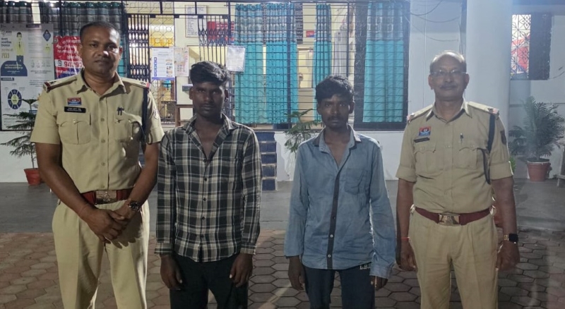 बिलासपुर के बाकीघाट स्थित क्रेशर मिल में चोरी करने वाले फरार आरोपियों पर कोटा पुलिस का शिकंजा, मुखबिर की सूचना पर दबिश देकर दो आरोपी गिरफ्तार—₹50 हजार के क्रेशर उपकरण चोरी के मामले में अब तक 5 आरोपी पकड़े गए